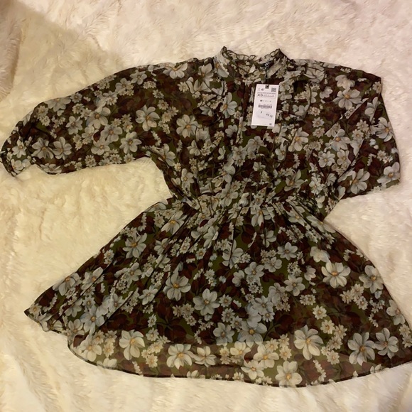 Zara Ruffled Print Dress - Picture 2 of 5